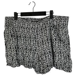 Lane Bryant Black White Pattern Pull On Flowy Shorts Size 18/20